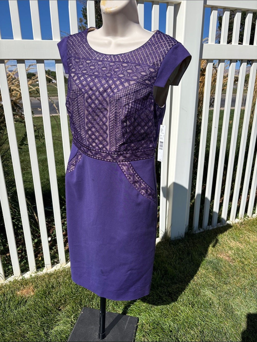 Antonio Melani Size 4, NWT Purple Dress, Lined Zip Back, Chic